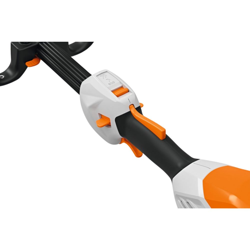 DEBROUSSAILLEUSE STIHL FSA 110R-3